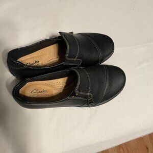 Women's Clark Black Shoes size 6